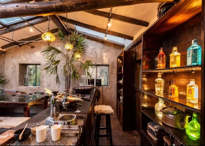 Wolf Totem Lux Backpacker Loft Villa Písac
